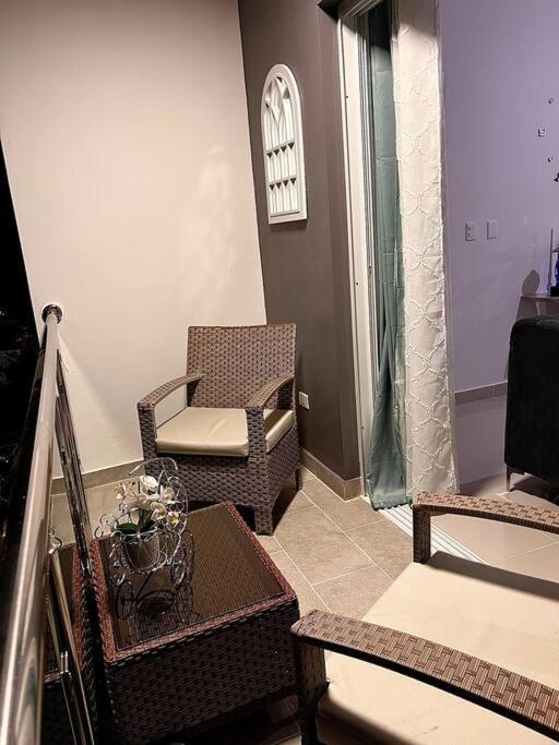 Апартаменти Outstanding Pent House W/Jacuzzi Сантьяго-де-лос-Трейнта-Кабальєрос Екстер'єр фото
