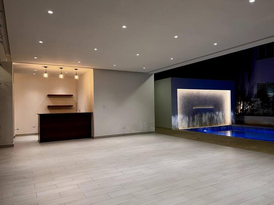 Апартаменти Outstanding Pent House W/Jacuzzi Сантьяго-де-лос-Трейнта-Кабальєрос Екстер'єр фото