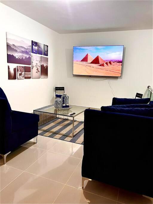 Апартаменти Outstanding Pent House W/Jacuzzi Сантьяго-де-лос-Трейнта-Кабальєрос Екстер'єр фото