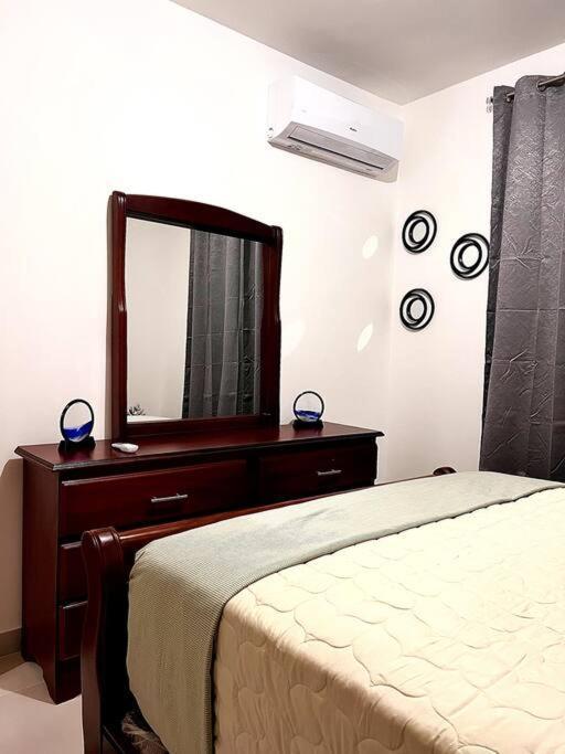 Апартаменти Outstanding Pent House W/Jacuzzi Сантьяго-де-лос-Трейнта-Кабальєрос Екстер'єр фото
