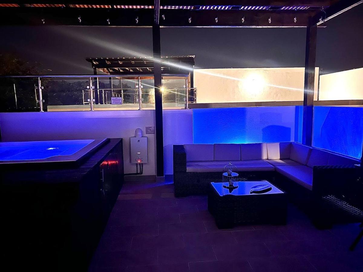 Апартаменти Outstanding Pent House W/Jacuzzi Сантьяго-де-лос-Трейнта-Кабальєрос Екстер'єр фото